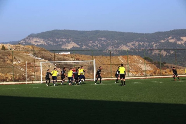 Ana Sponsoru Greenart Grup Yönetim Kurulu Başkanı Vahdet Erdoğan&#039;ın ,Sponsorlarından Ahi Reklam Yönetim Kurulu Başkanı Yusuf Savaş ve Ersoylar  Otomotiv Yönetim Kurulu Başkanı Akif Ersoy&#039;un ayrıca Boyabat Belediye Başkanı Şefik Çakıcı&#039;nın destekleri ve yönetimin özverili mücadeleside Boyabat halkı tarafından takdirle karşılanıyor.