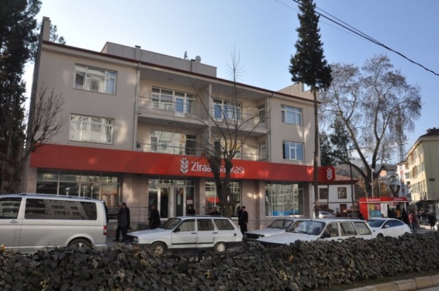 Sinop Milletvekili Nazım Maviş Boyabat ziyareti sırasında riskli alan olarak kabul edilen yerler hakkında konuştu.