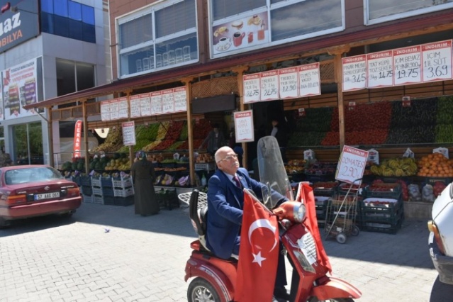 Boyabat caddeleri ve sokakları onların oldu