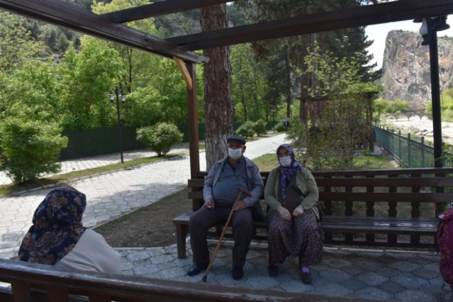 Boyabat caddeleri ve sokakları onların oldu