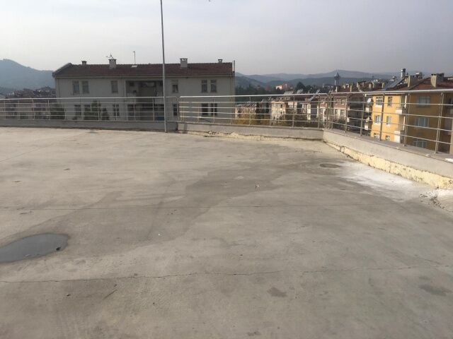 Boyabat Devlet Hastanesi Otoparkı Alarm Veriyor !