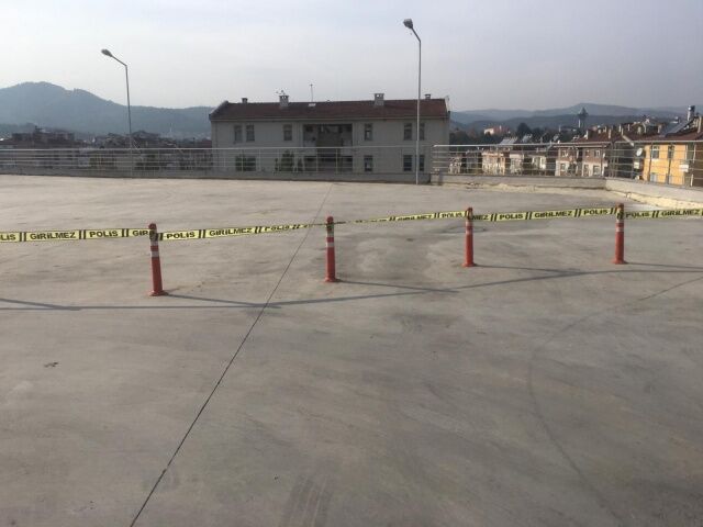 Boyabat Devlet Hastanesi Otoparkı Alarm Veriyor !