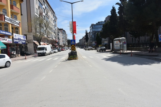 Boyabat'ta sokaklar bomboş kaldı