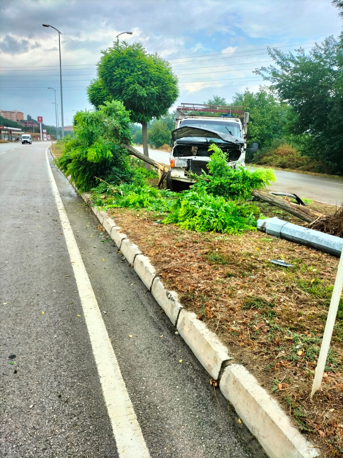 Boyabat Kaza Boyabat Haber Boyabat Duragan Yolu Kamyonet Devrildi (8)