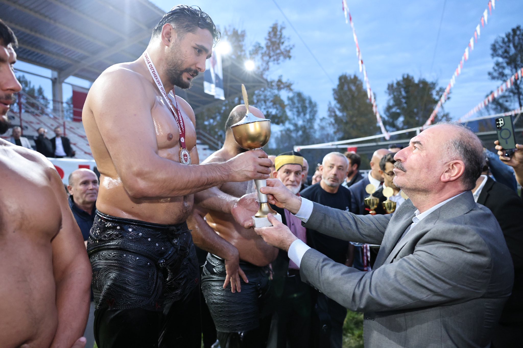 570482427 1226371502860094 782648275472072572 N