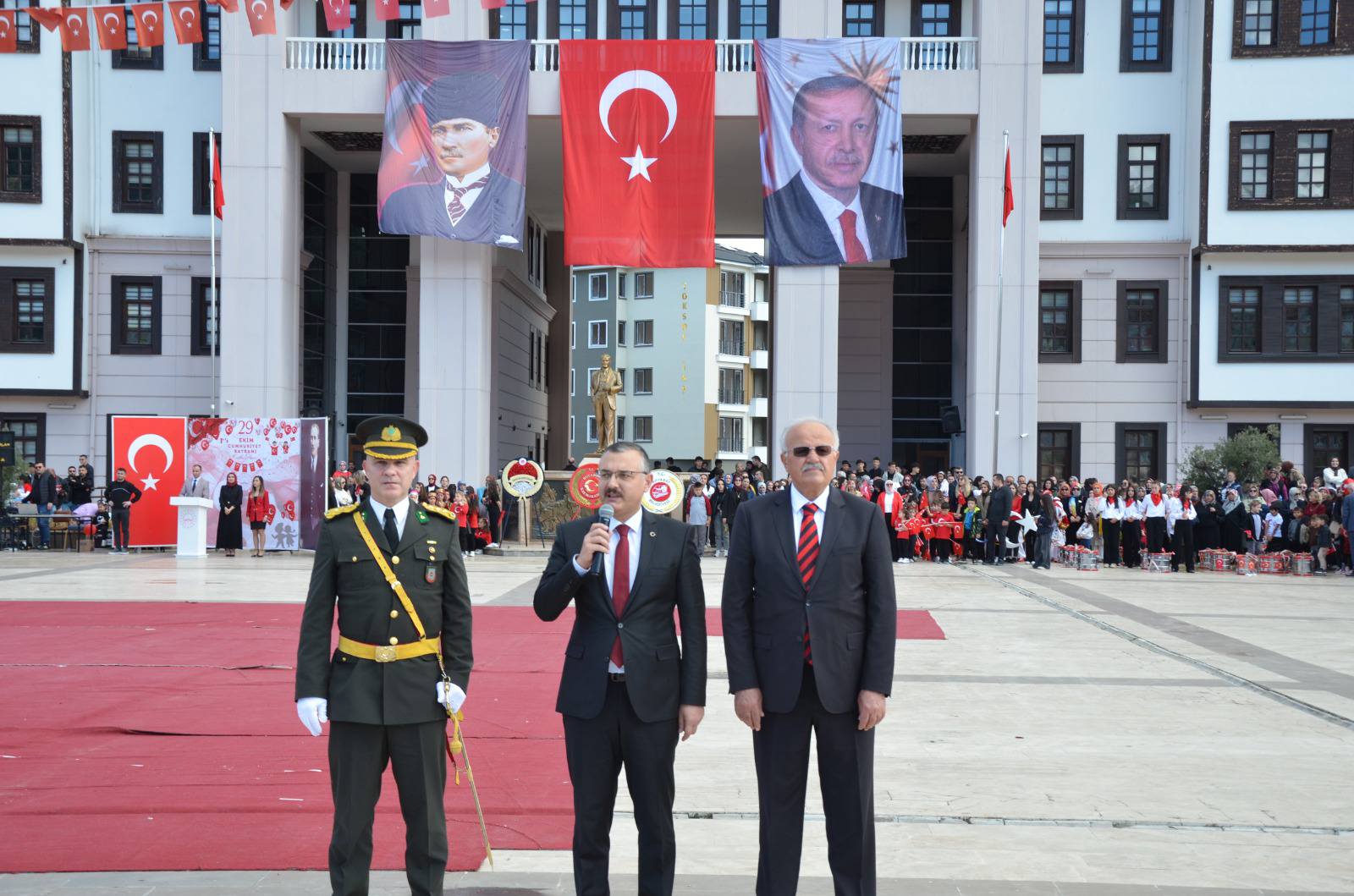 571348969 1578440859821547 3030971698385730893 N