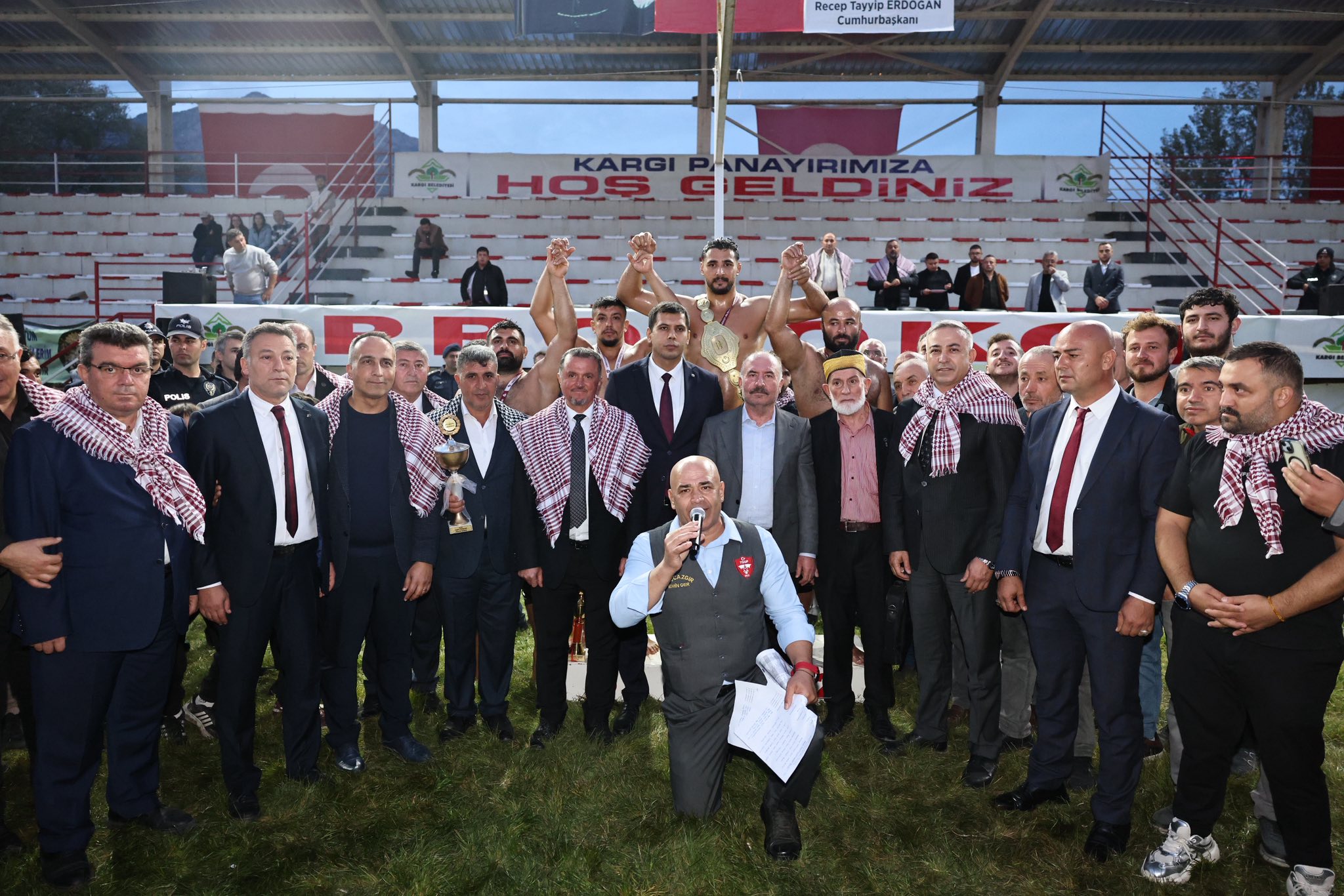 572962213 1226371472860097 1404081917659190406 N