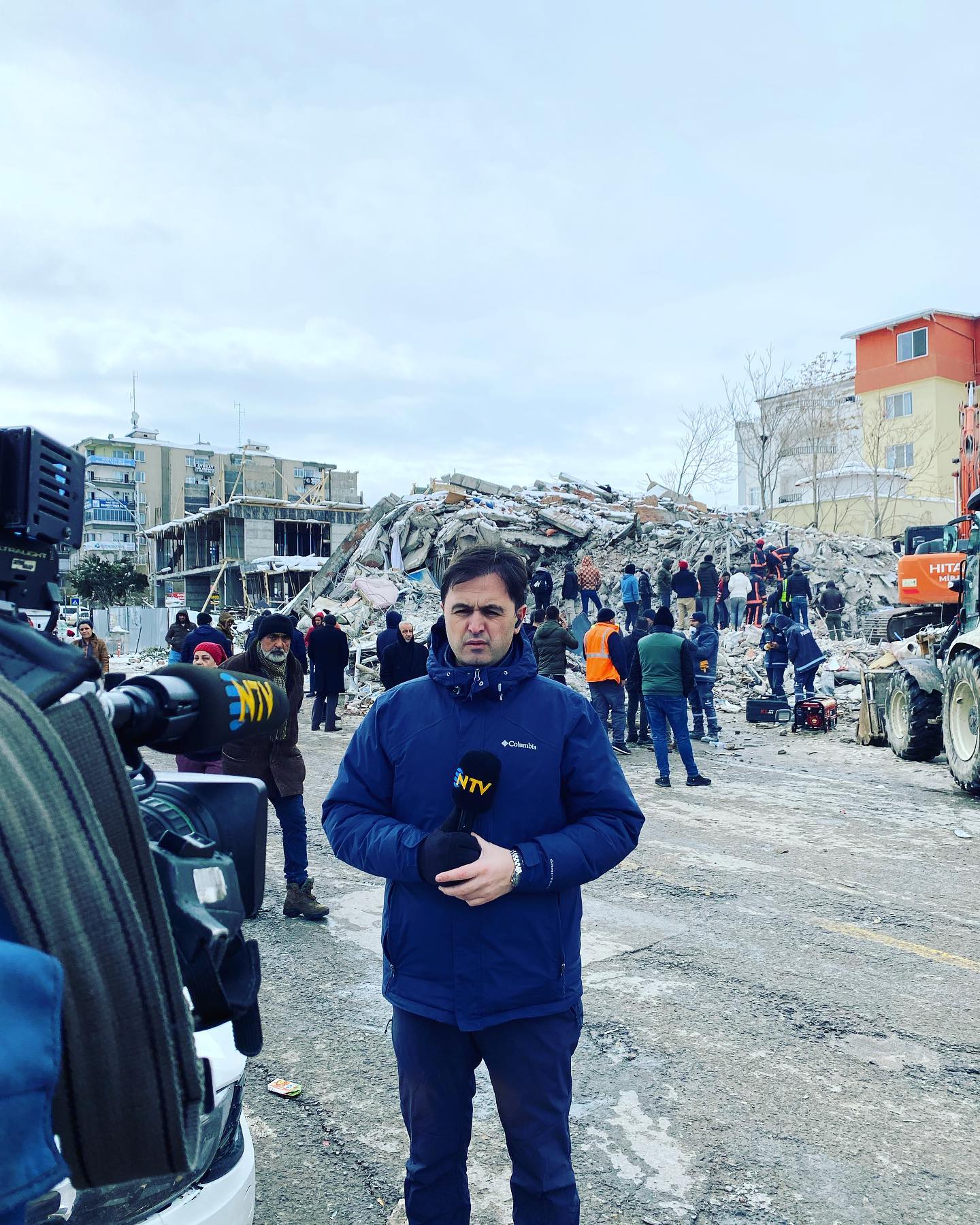 512654416 10161692096887934 73517904938618351 N