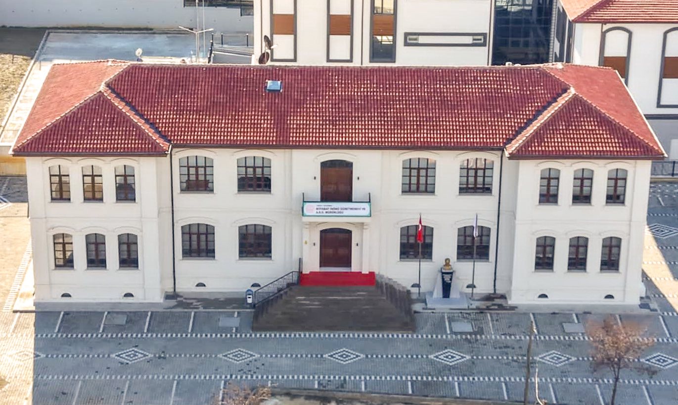 597864907 1379522946911951 6096683737577760612 N