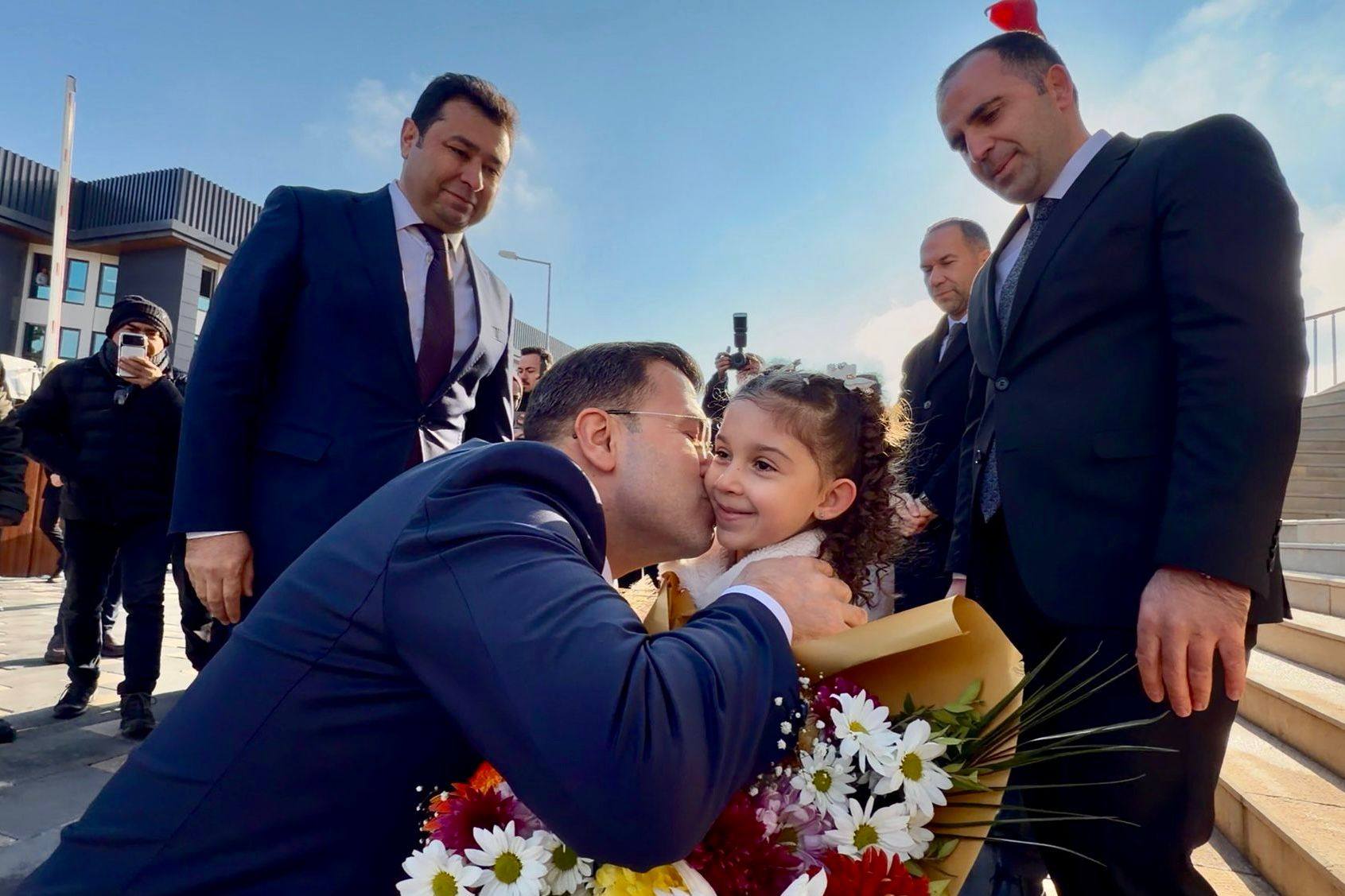 618807209 1183644187289369 3759572378728782960 N