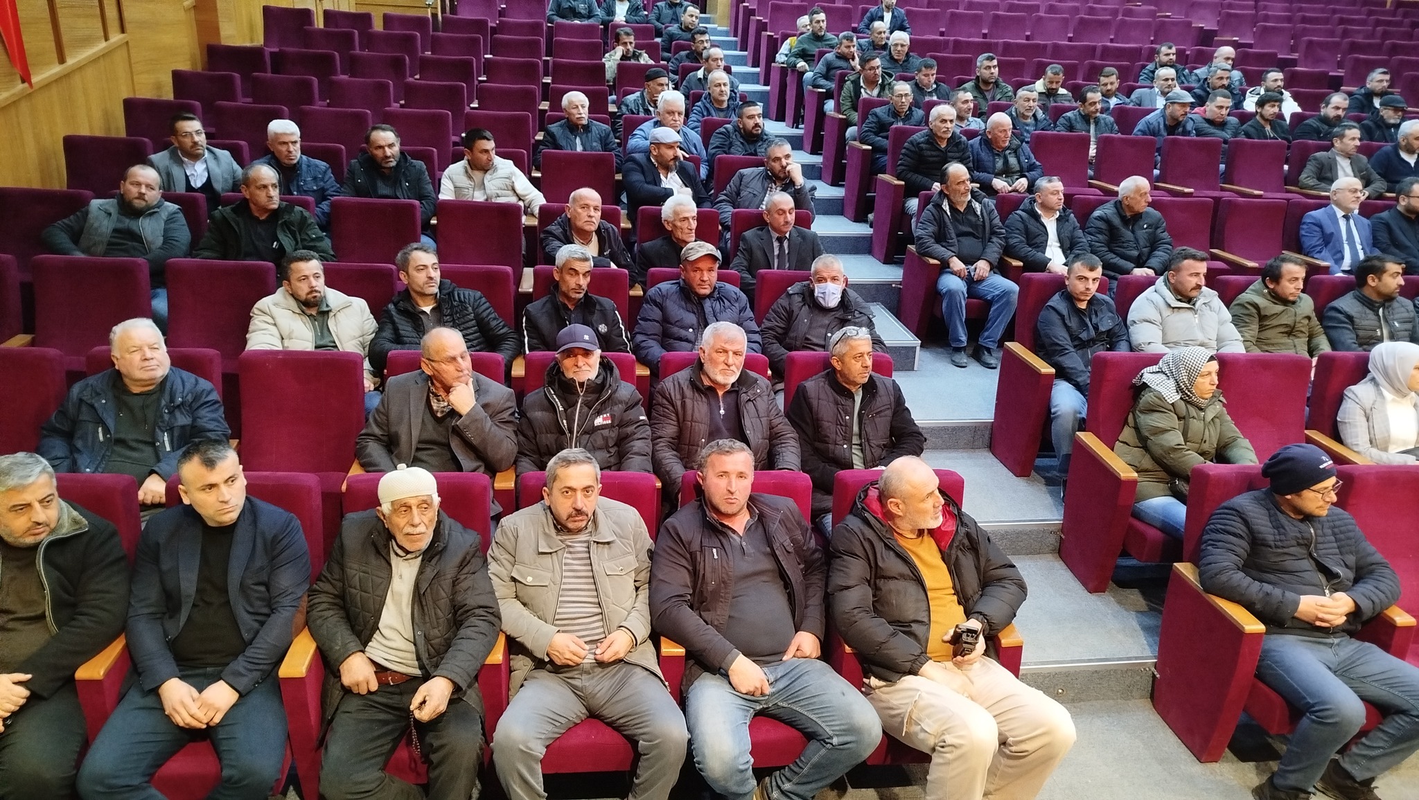 634189815 25755767187412591 7806157358876718775 N