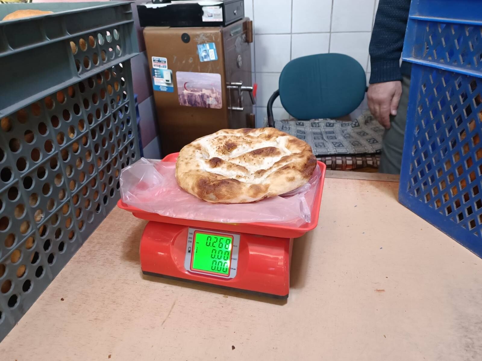 642248947 122178465086391456 8513988754013370819 N