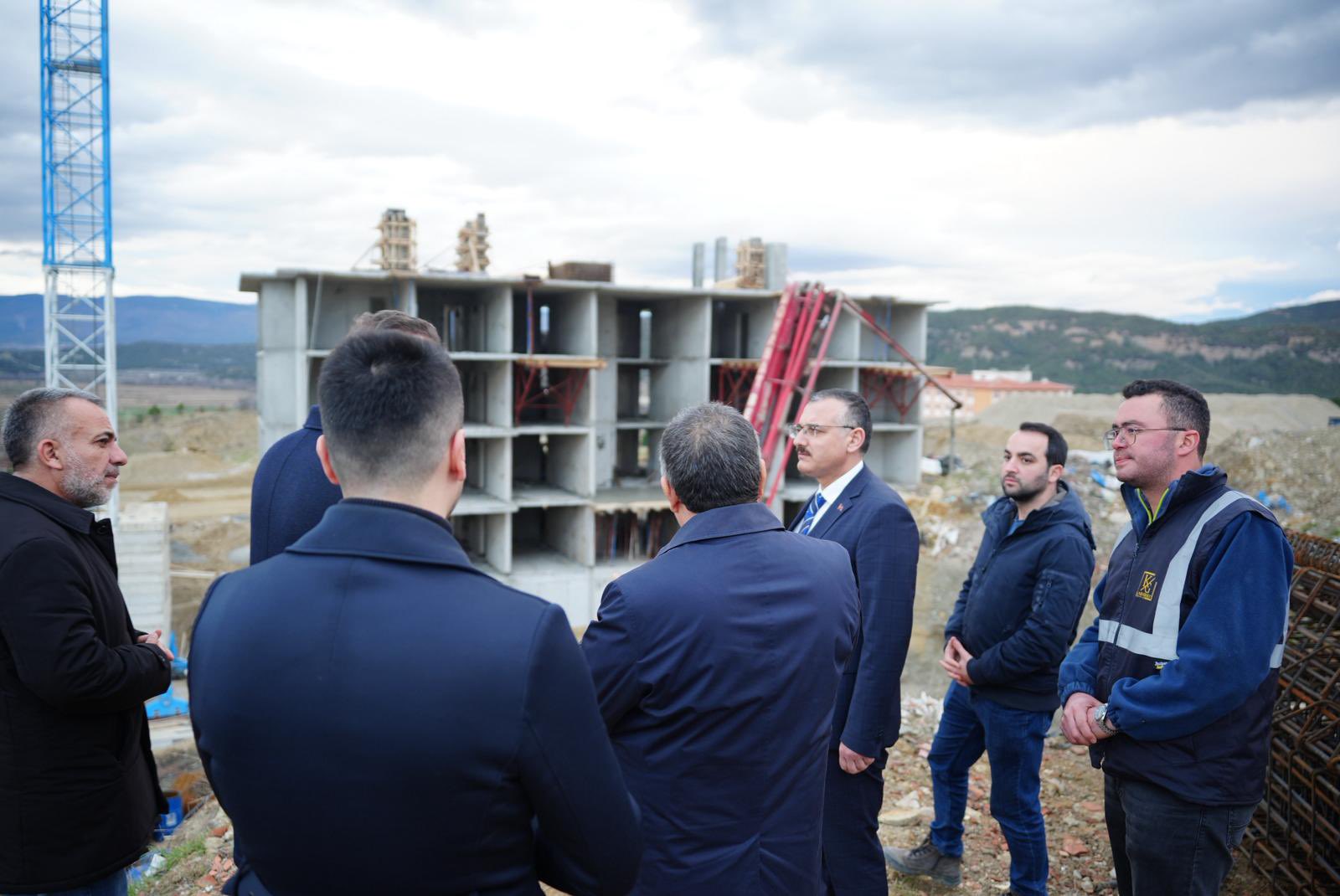 H A Q O K2B Q A Avw Lm