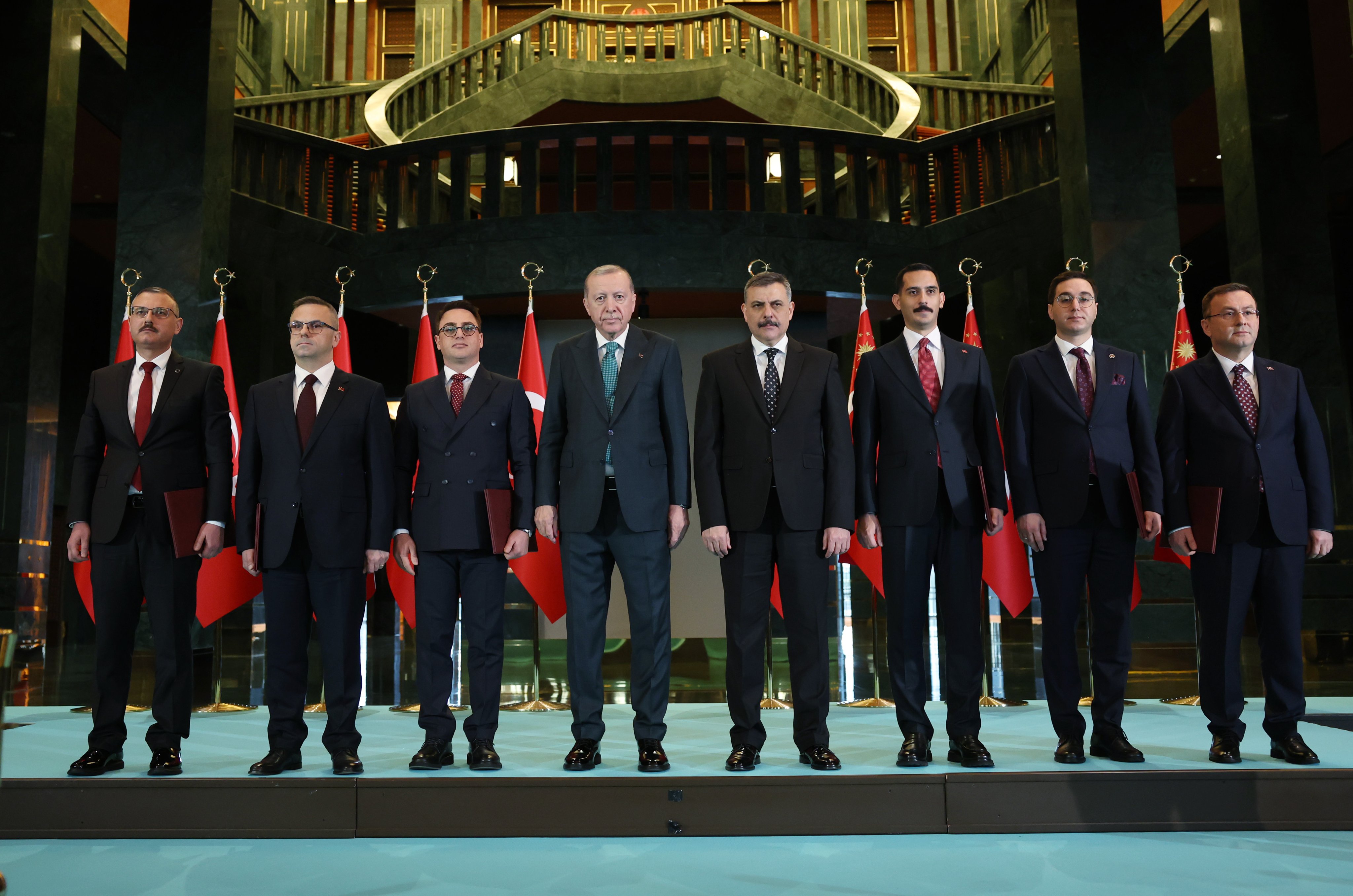 H Bc Qtud X M A A D0 A