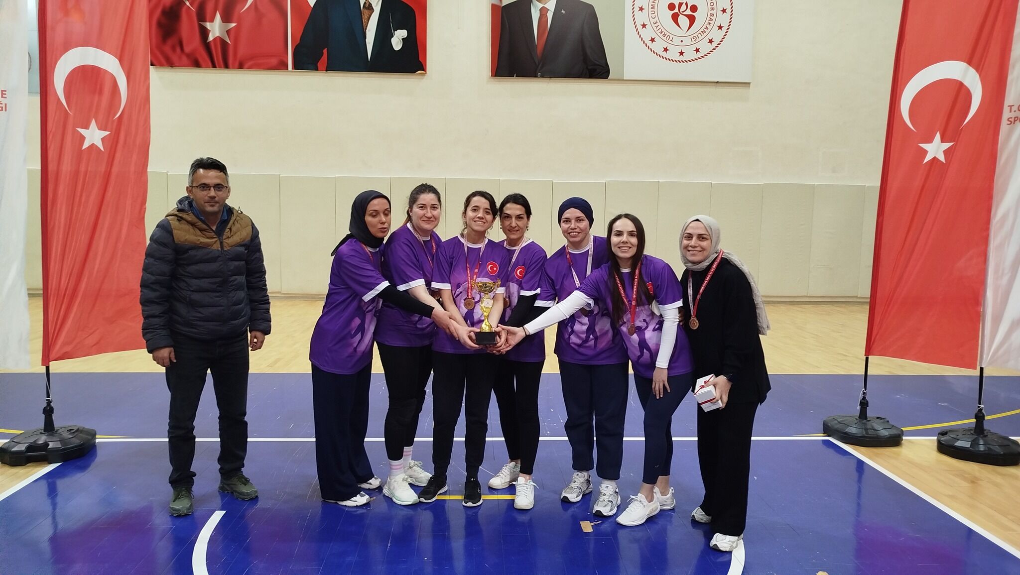 649695566 25979639951691979 7233476263307075264 N