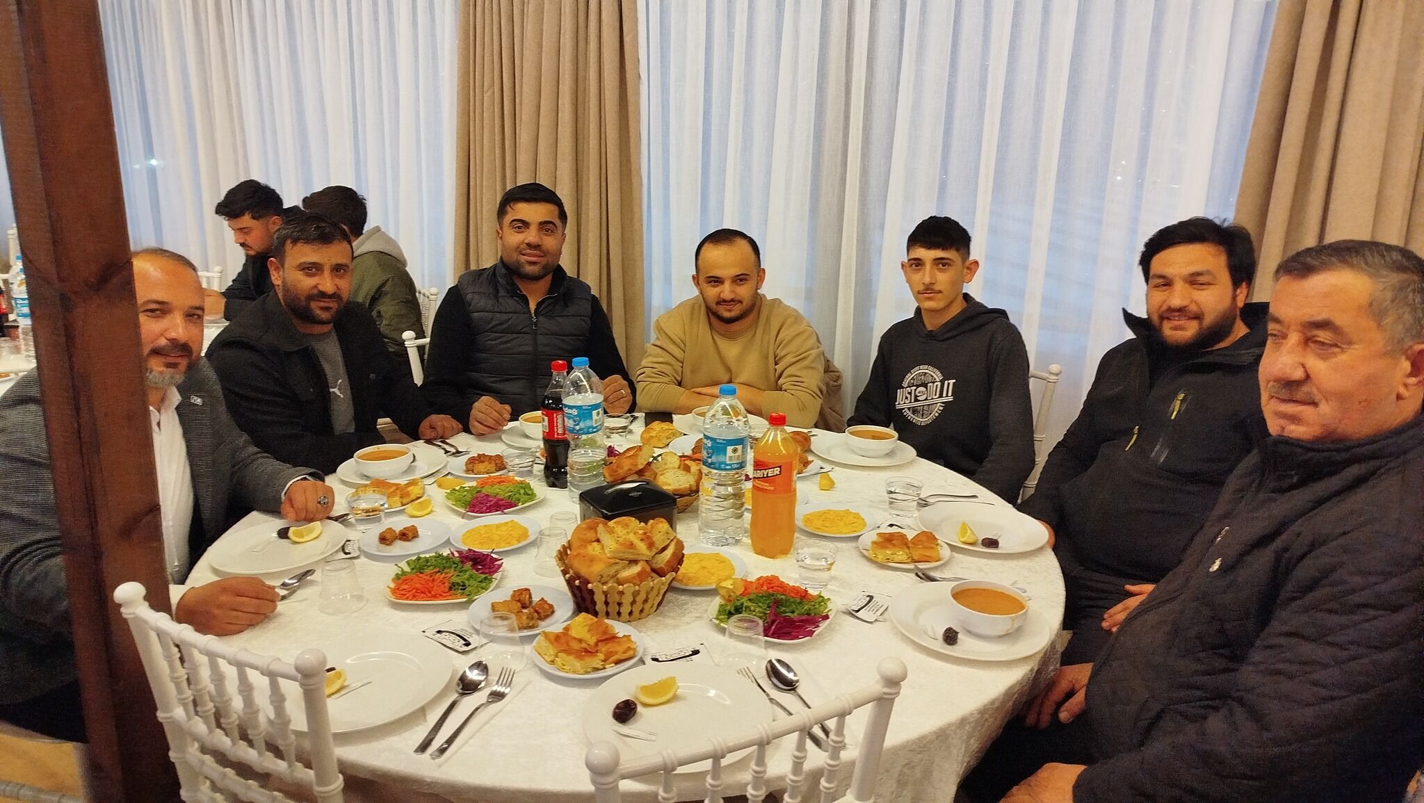 651641418 26034381852884455 6501168781151705516 N