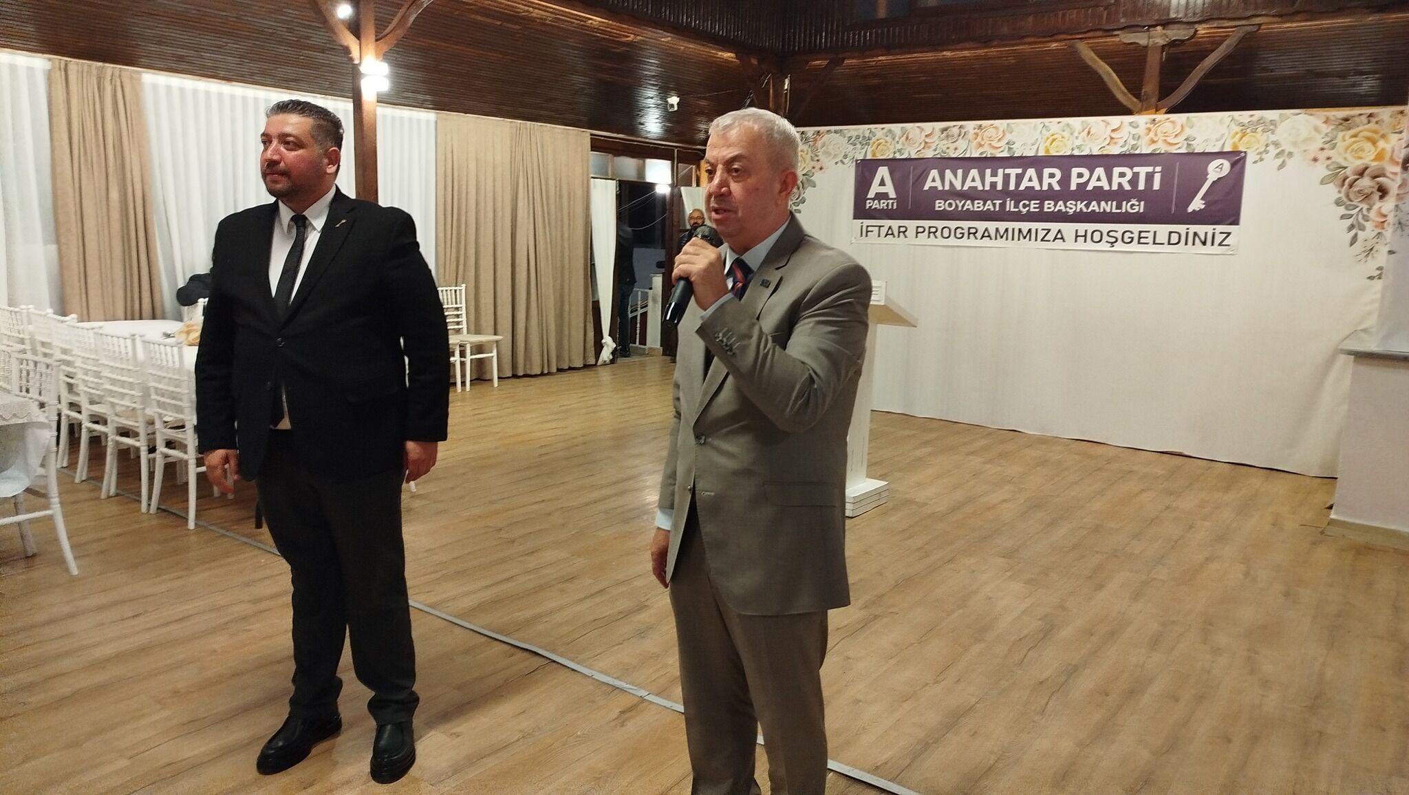 653698773 26034381562884484 3741589443212031623 N