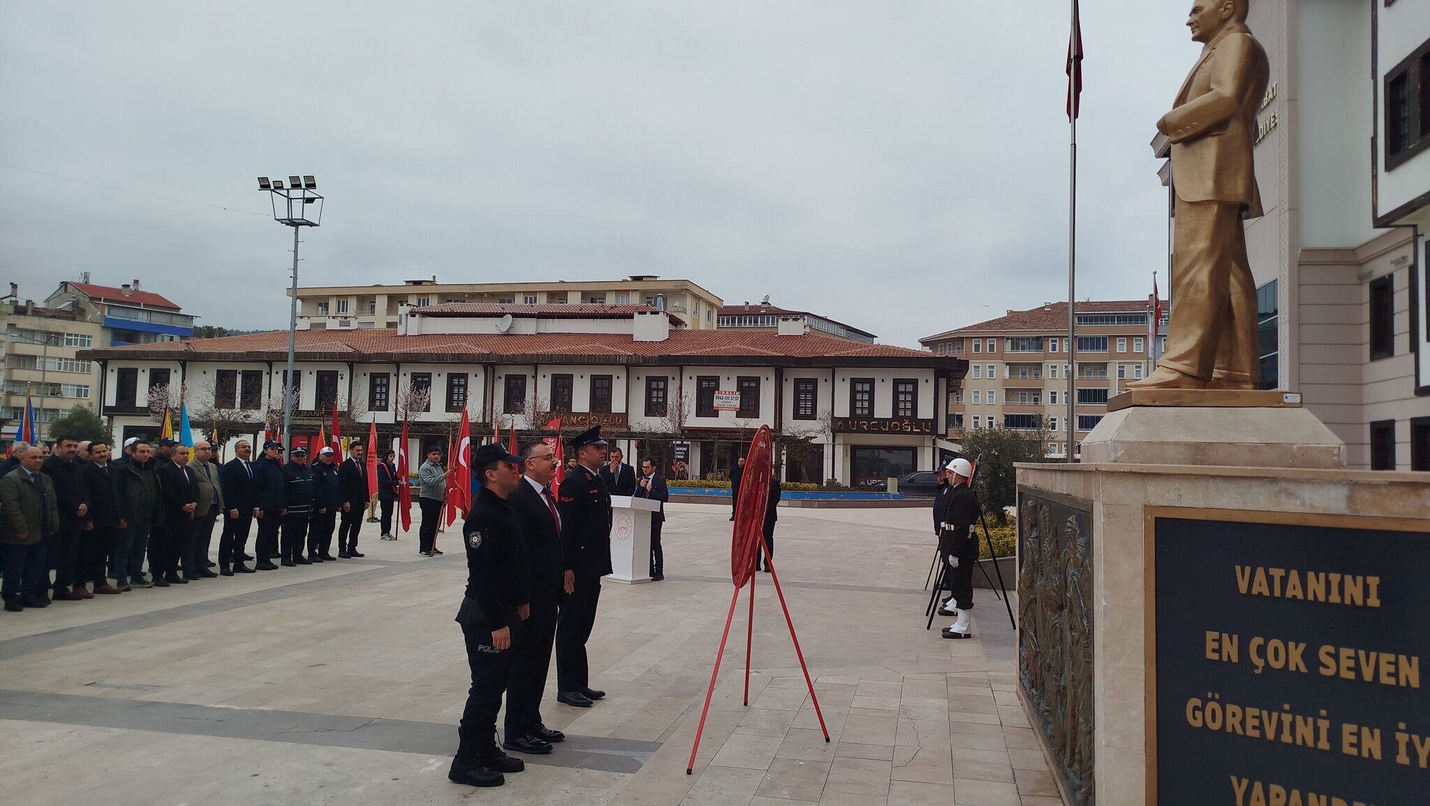 653711358 26068689612787012 6920507168844575312 N