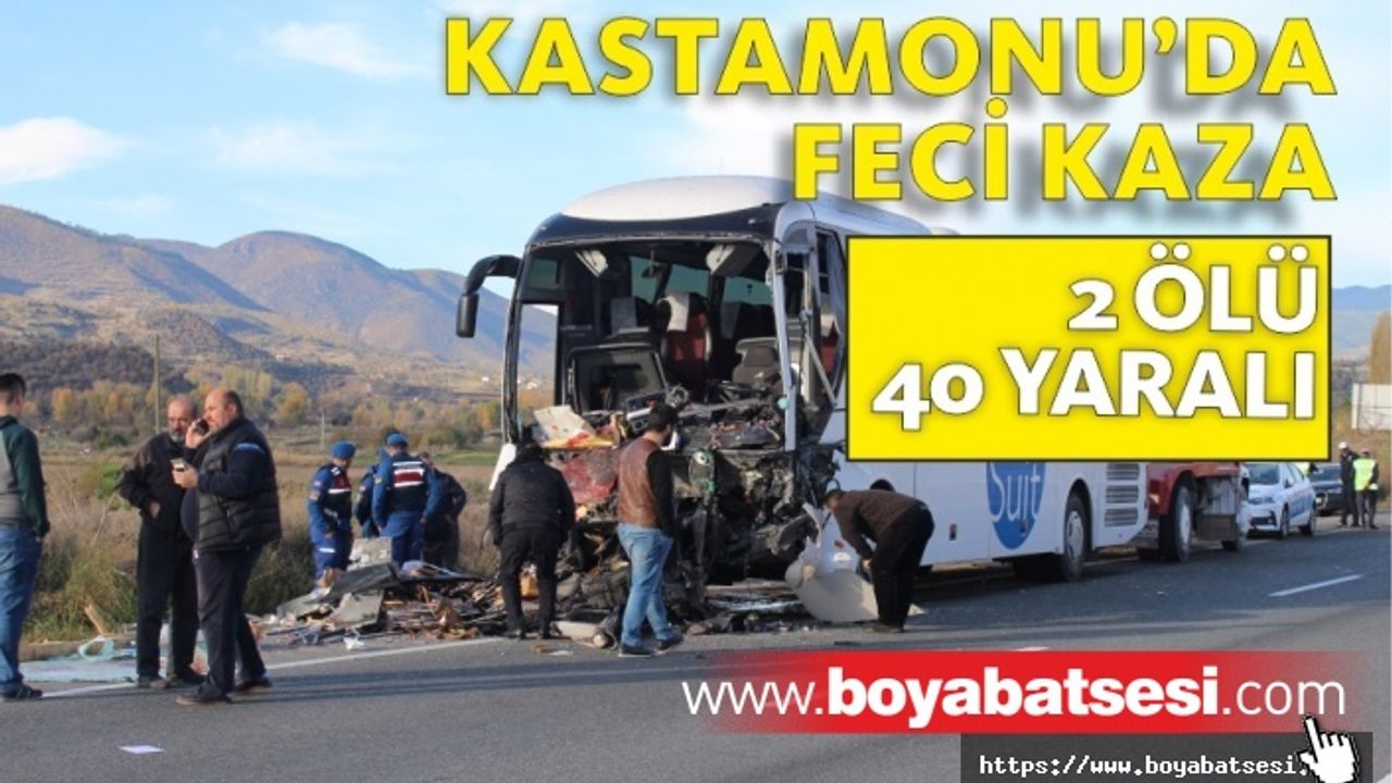 Kastamonu'da Feci Kaza Yolcuları Taşıyan Otobüs Tıra Çarptı