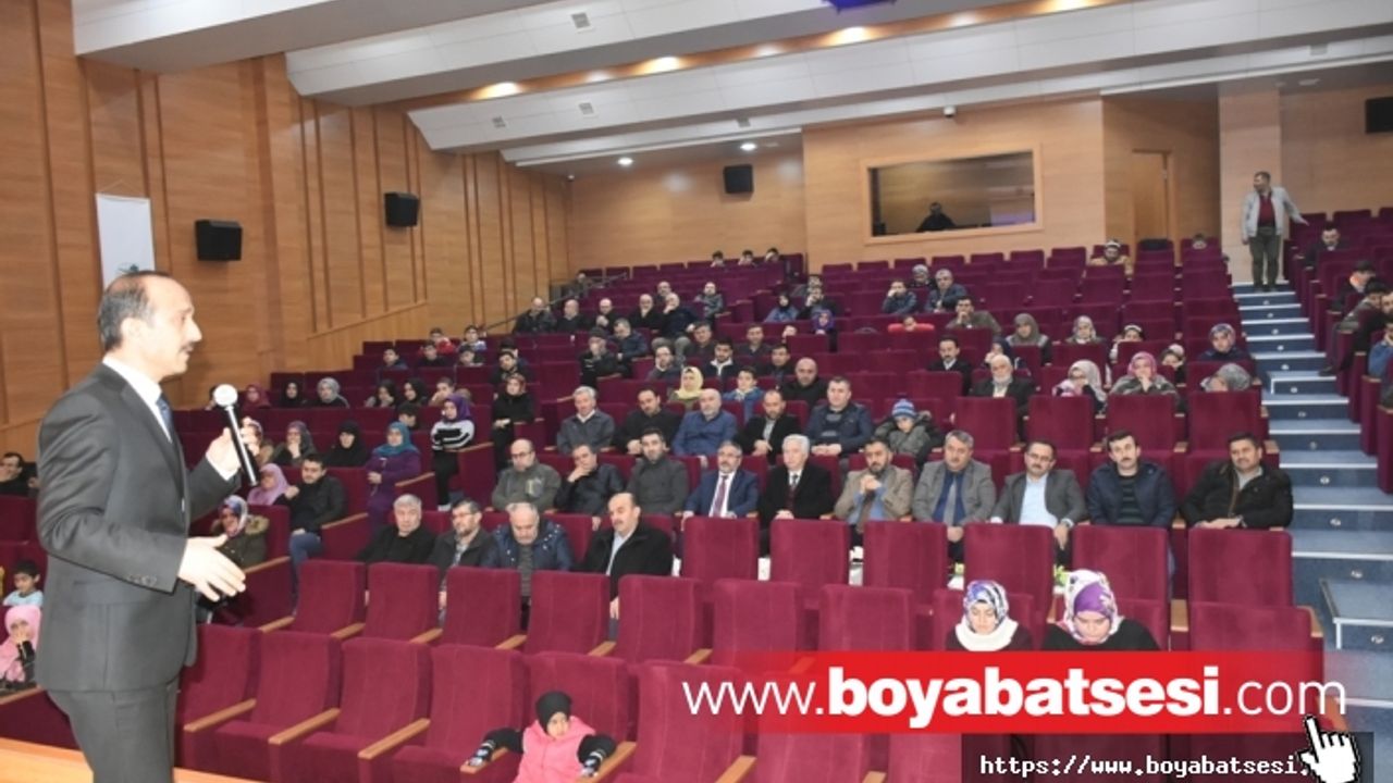 Boyabat'ta "Mekke'nin Fethi" Konulu Konferans Verildi