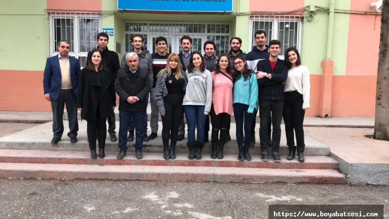 11 Üniversiteli Boyabatlı Öğrencilere Işık Oldu
