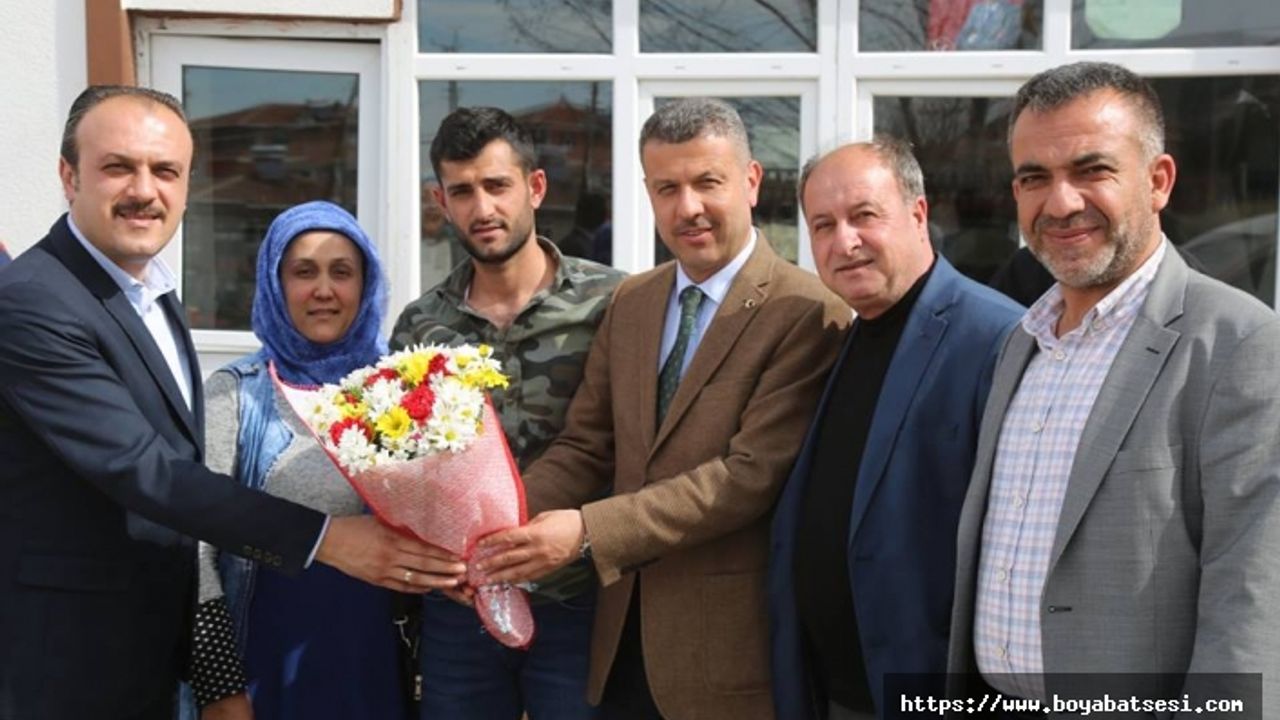 Kuzey Irak'ta Yaralanan Boyabatlı Asker Baba Ocağına Geldi