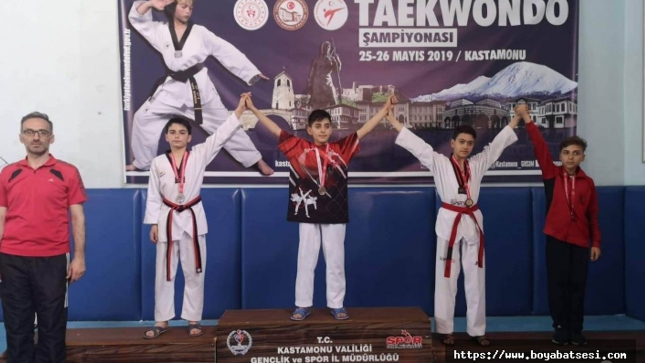 Boyabatlı Tekvandocular "Türkiye Yıldızlar Taekwondo Şampiyonası" İçin Hazırlanıyor