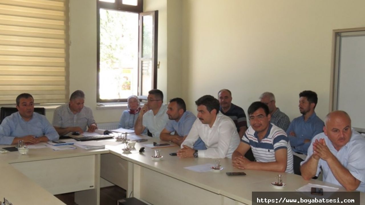 Boyabat'ta Sene Sonu Müdürler Toplantısı Yapıldı