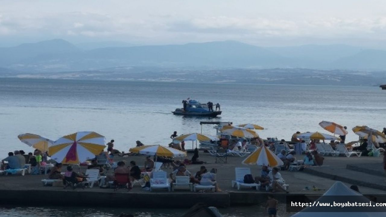 Sinop'ta denizde kopmuş bacak gördü iddiası