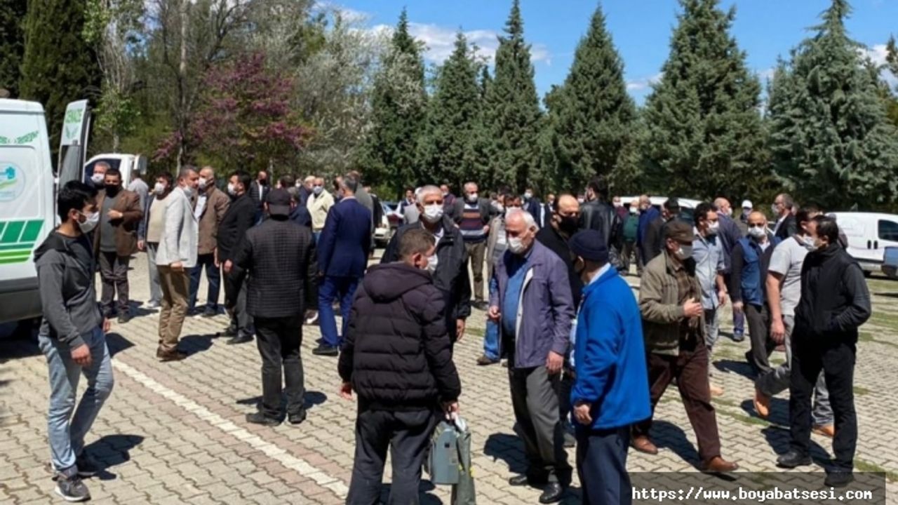 Sevenleri Yalçın Kaya’yı son yolculuğunda yalnız bırakmadı