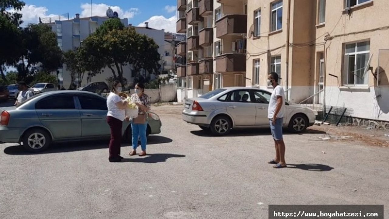 Koronaya yakalanan baba yeni doğan bebeğini 4 gün sonra görebildi  