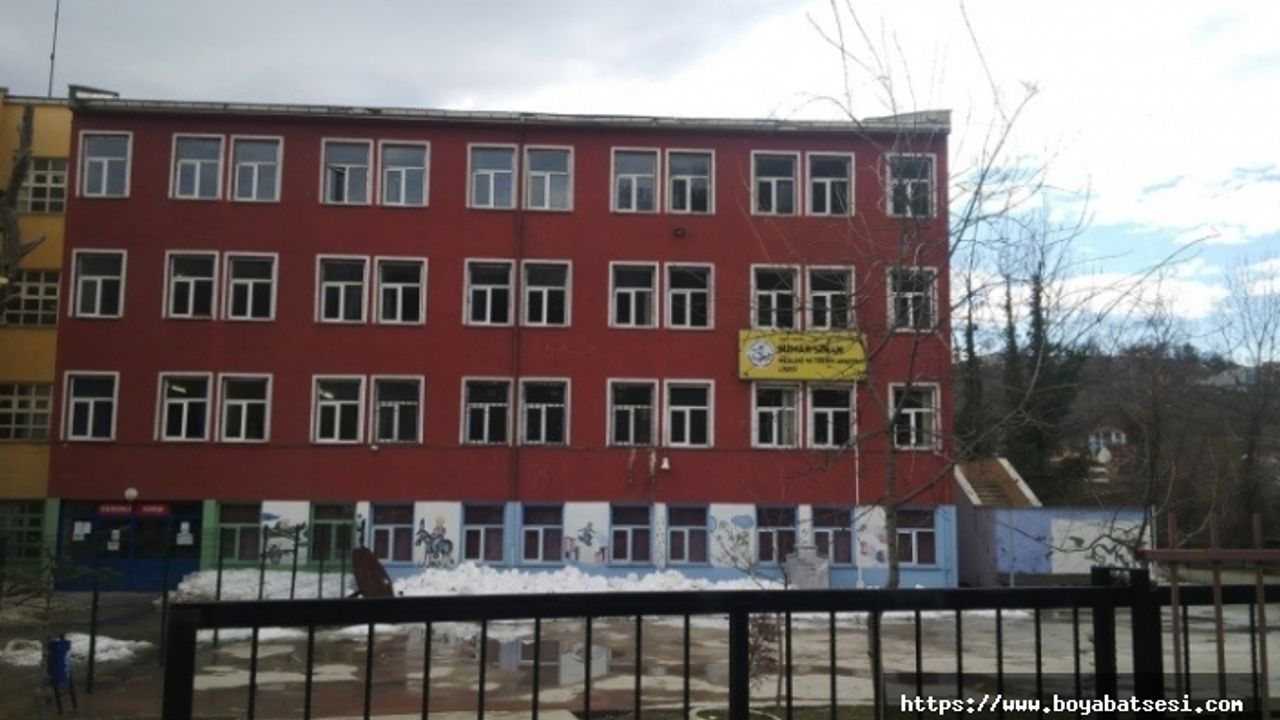 Türkeli'de iki resmi kurum karantinaya alındı  