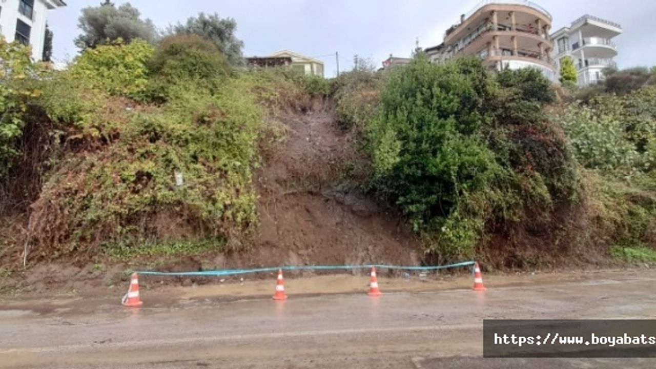  Sağanak ile heyelan su baskınlarına sebep oldu  