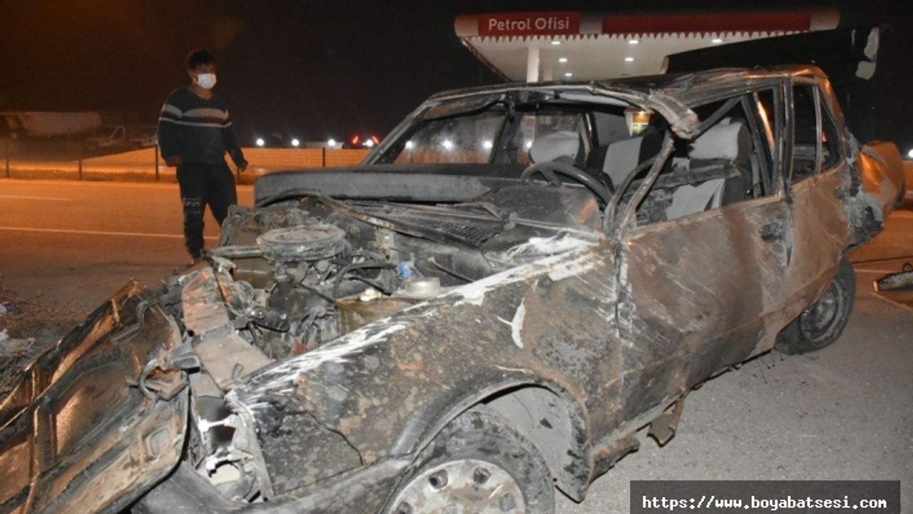 Karacaören Köyü mevkinde trafik kazası : 2 Yaralı