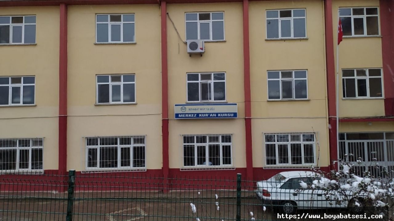 Boyabat'ta Kur'an Kursları eğitime başladı