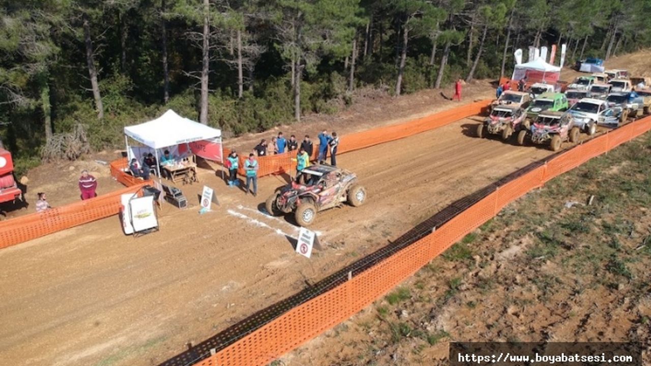 Sinop’ta, 2021 Türkiye Off-Road Şampiyonası'nın 4. ayak yarışları start aldı.  