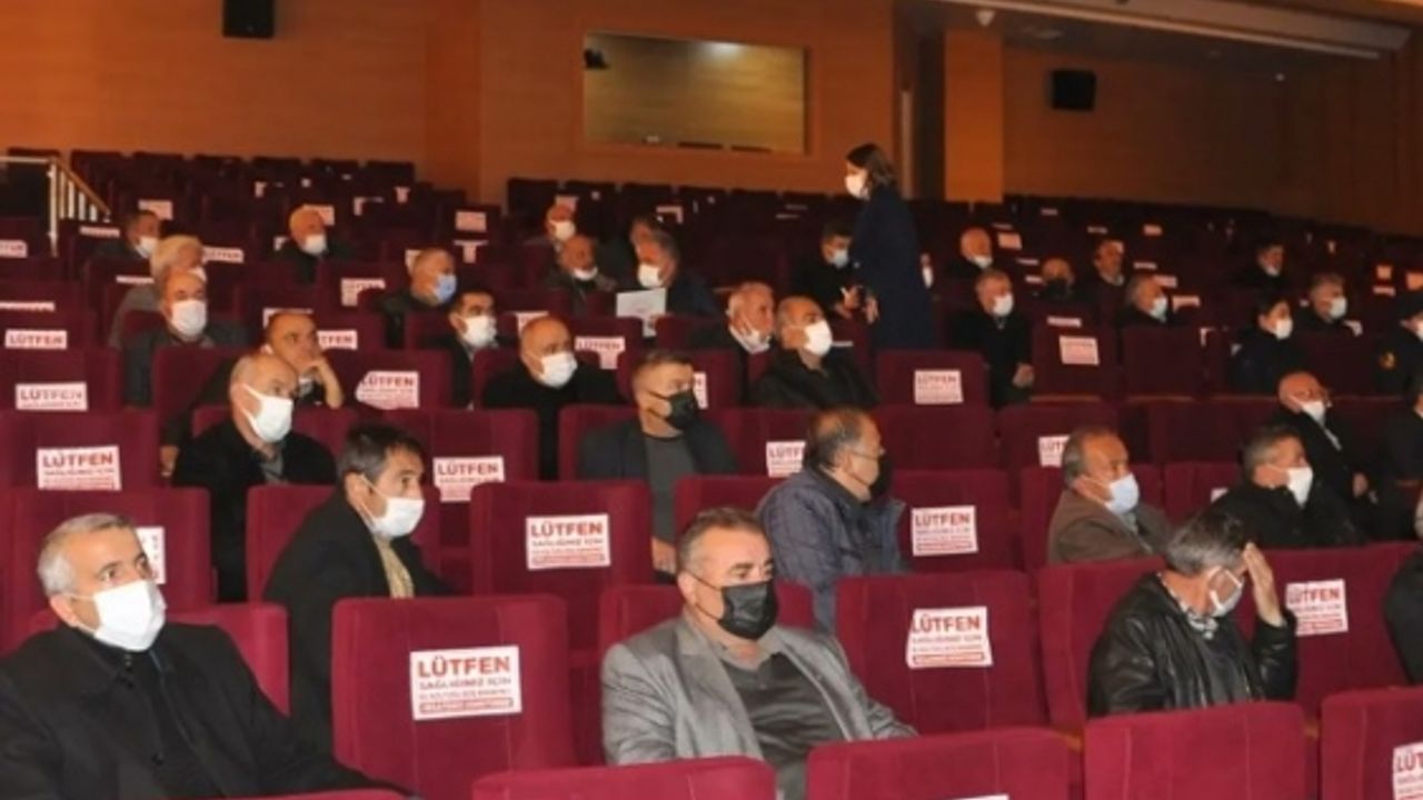 Boyabat'ta  kadına şiddet ve erken yaşta evliliklerle ilgili eğitim