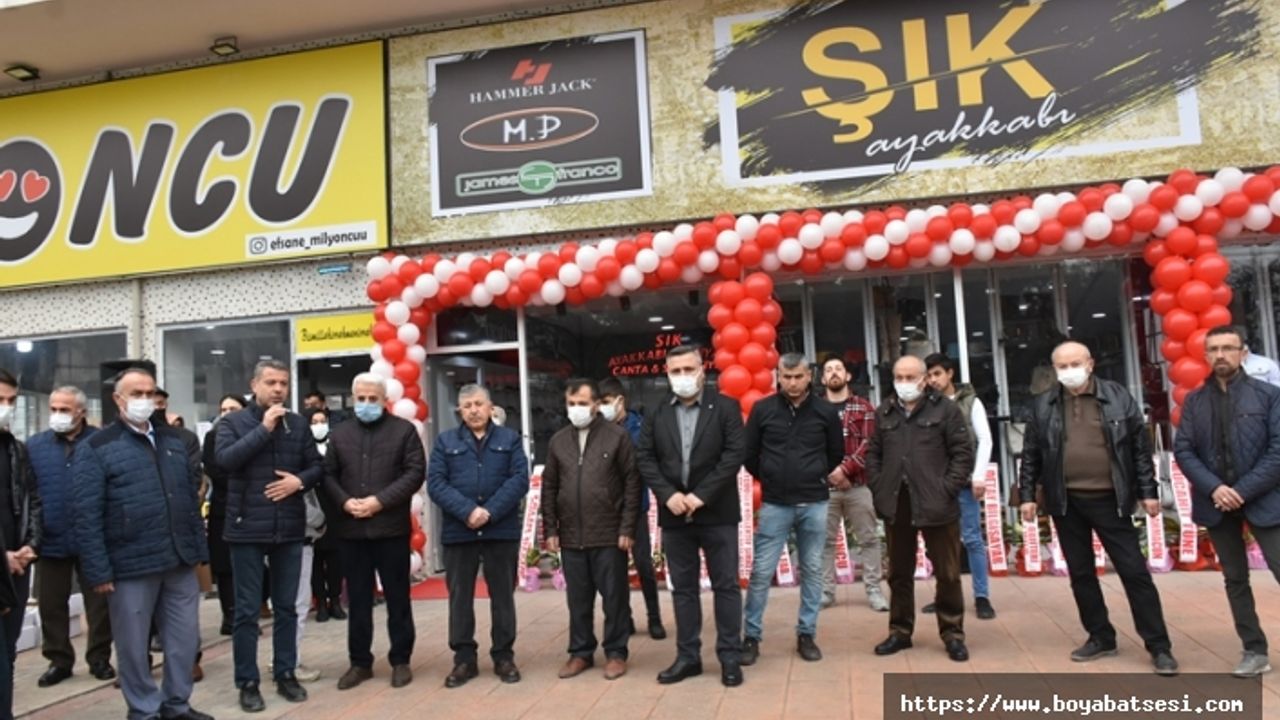 Boyabat'ta Şık Ayakkabı dualarla açıldı