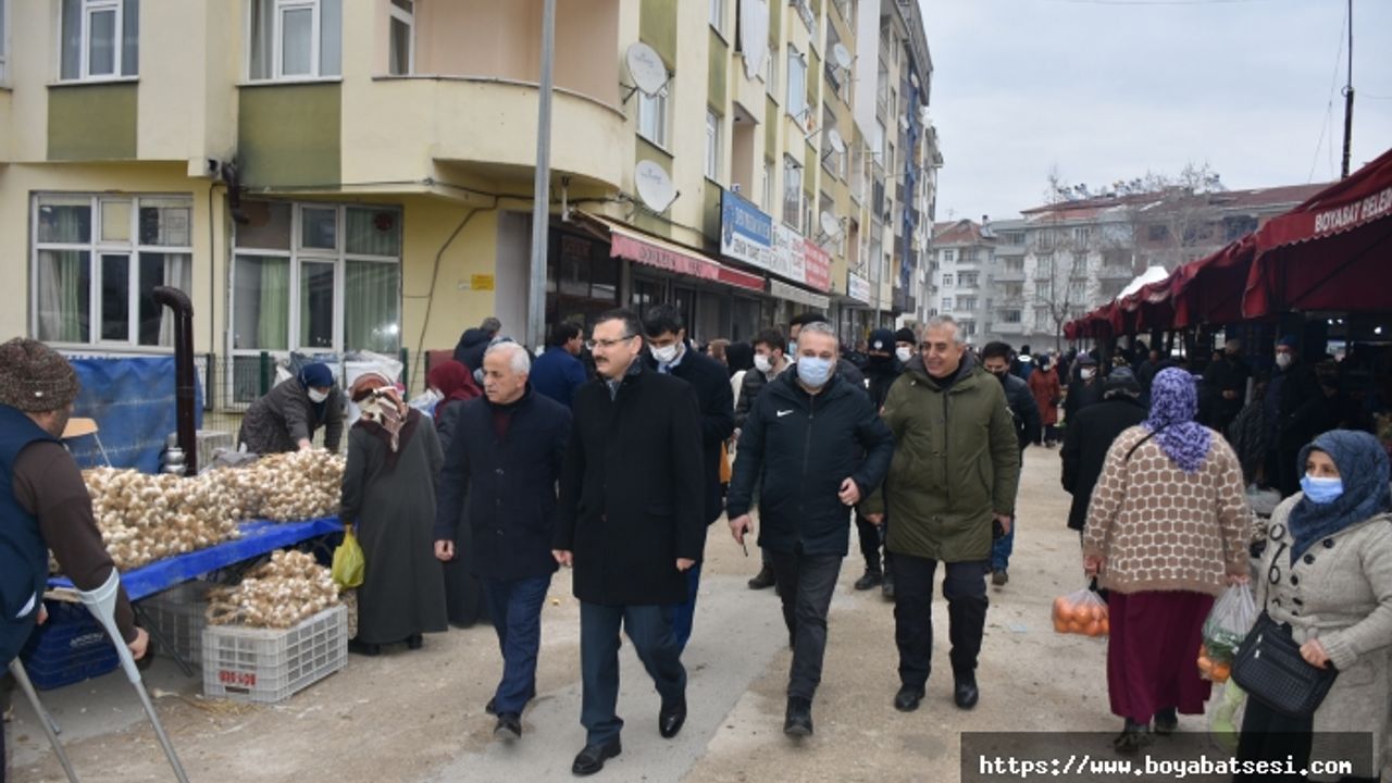 Kaymakam Enver Yılmaz, vatandaşları Covid-19'a karşı uyardı