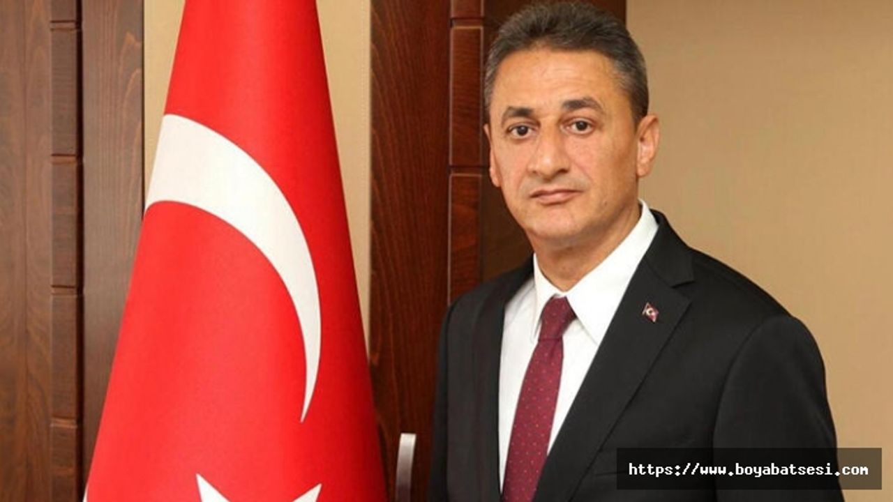 Vali Karaömeroğlu Boyabat'ta hayatını kaybeden polisimiz için başsağlığı diledi