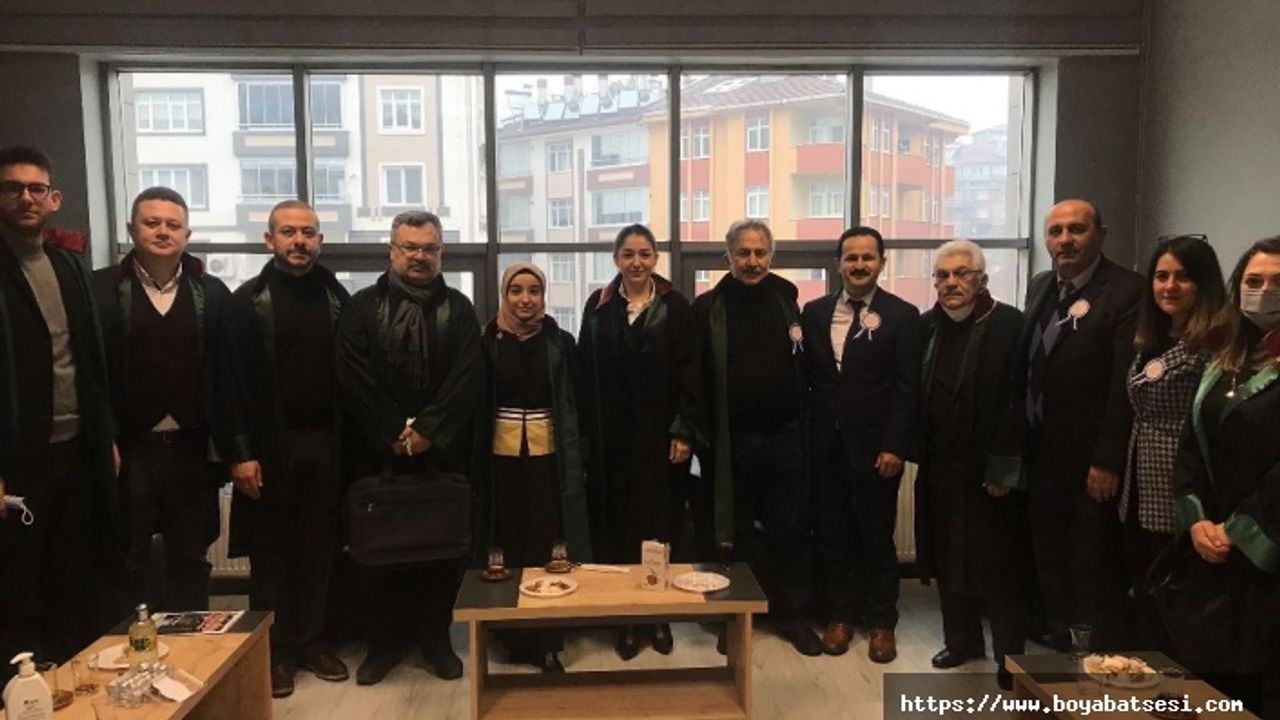 Vergi Dairesi Müdürü Turgut Sağlam avukatları ziyaret etti