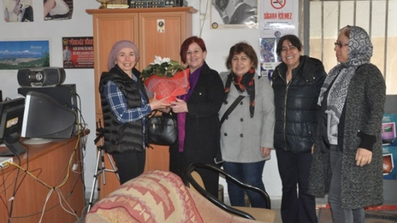 Boyabat Chp Kadın Kolları'ndan anlamlı ziyaret