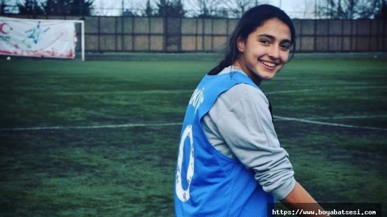 Boyabatlı Nehir Samsun Spor Lisesi ile birlikte Türkiye şampiyonu oldu