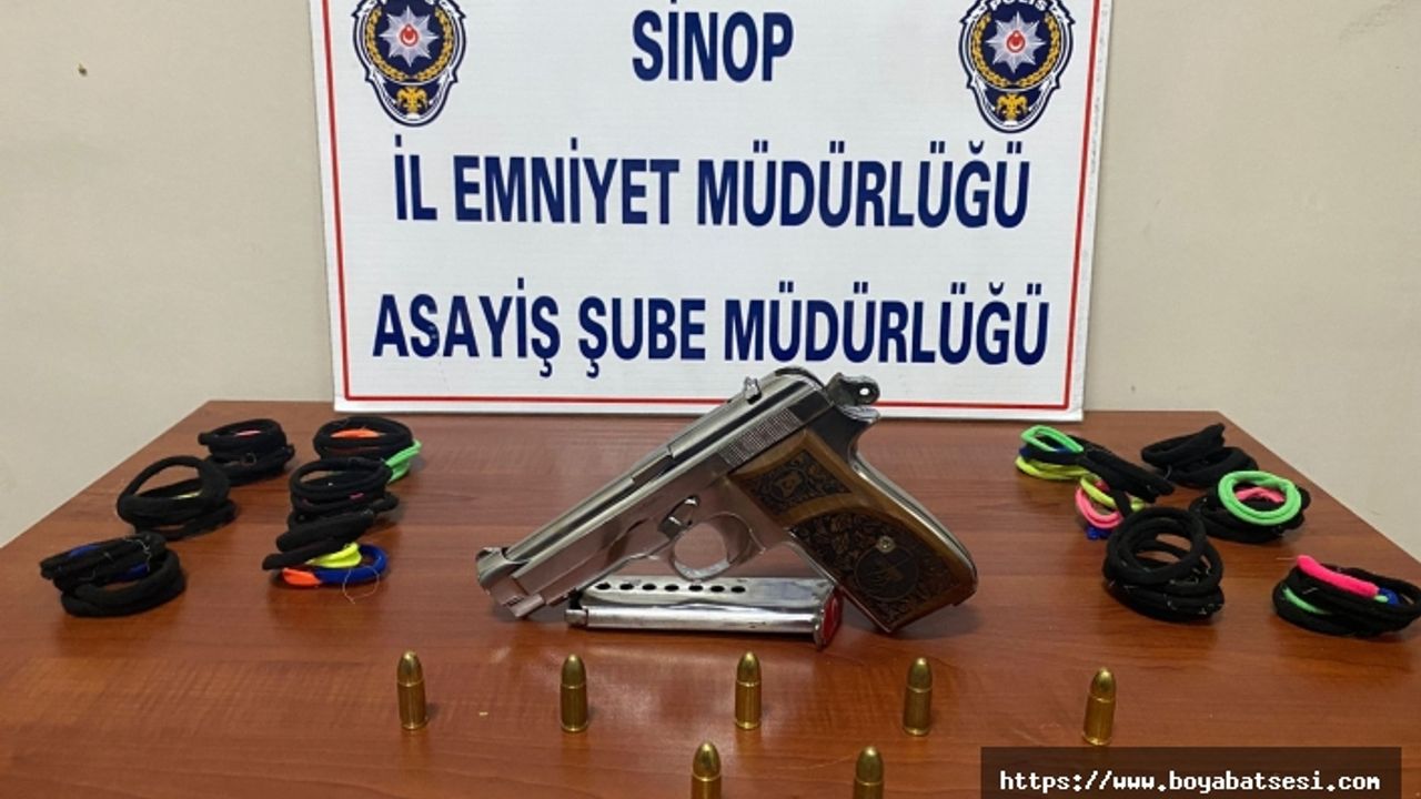 Polis ekiplerinden operasyon Ugandalı iki kadın sınır dışı edildi