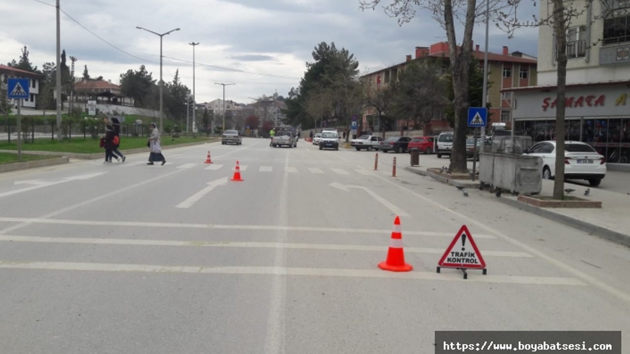 Boyabat'ta trafik denetimleri devam ediyor