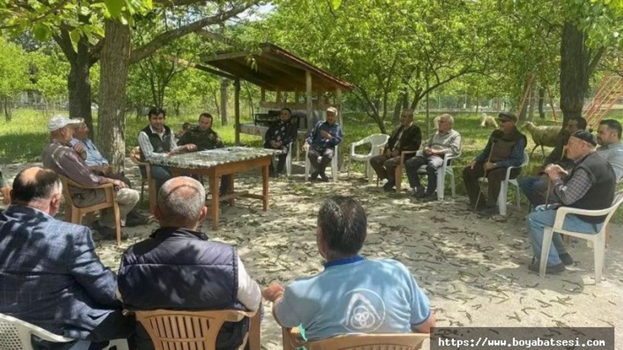 Boyabat'ta Orman Köylüleri yangınlar hakkında bilgilendiriliyor