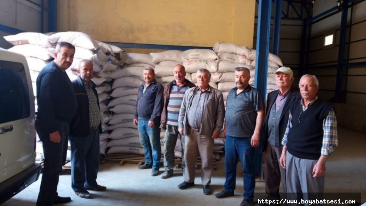 Boyabatlı çiftçilere hibe destekli çeltik tohumu dağıtıldı 