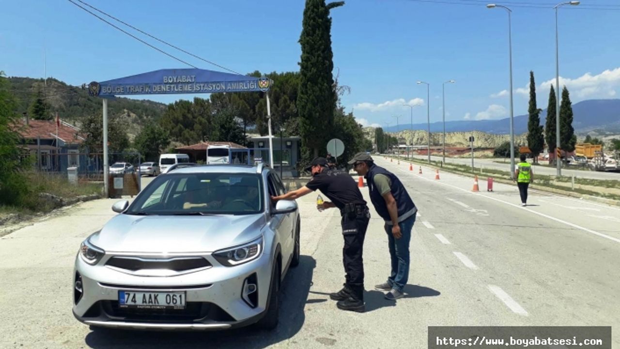 Boyabat Emniyetinden trafik ve asayiş denetlemeleri..