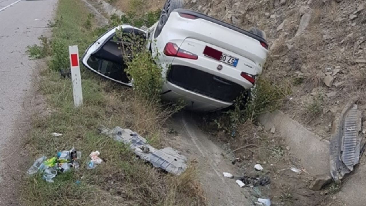 Boyabat’ta trafik kazası 3’ü çocuk 5 yaralı