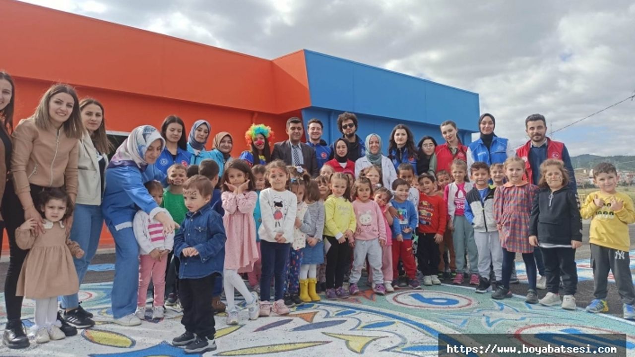 Boyabat Gençlik Merkezinden "Merkezim Her Yerde" projesi